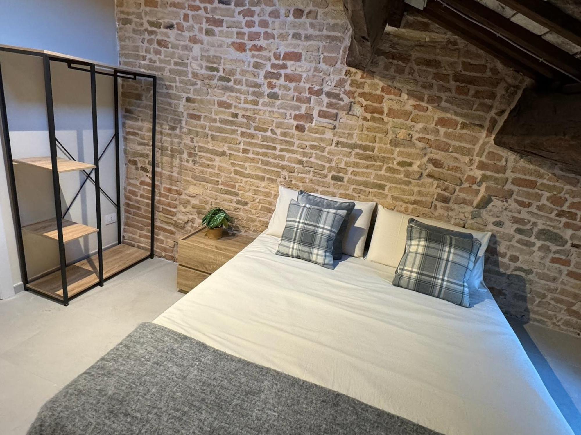 Noua Luxury Studio Apartments Ravenna Bagian luar foto
