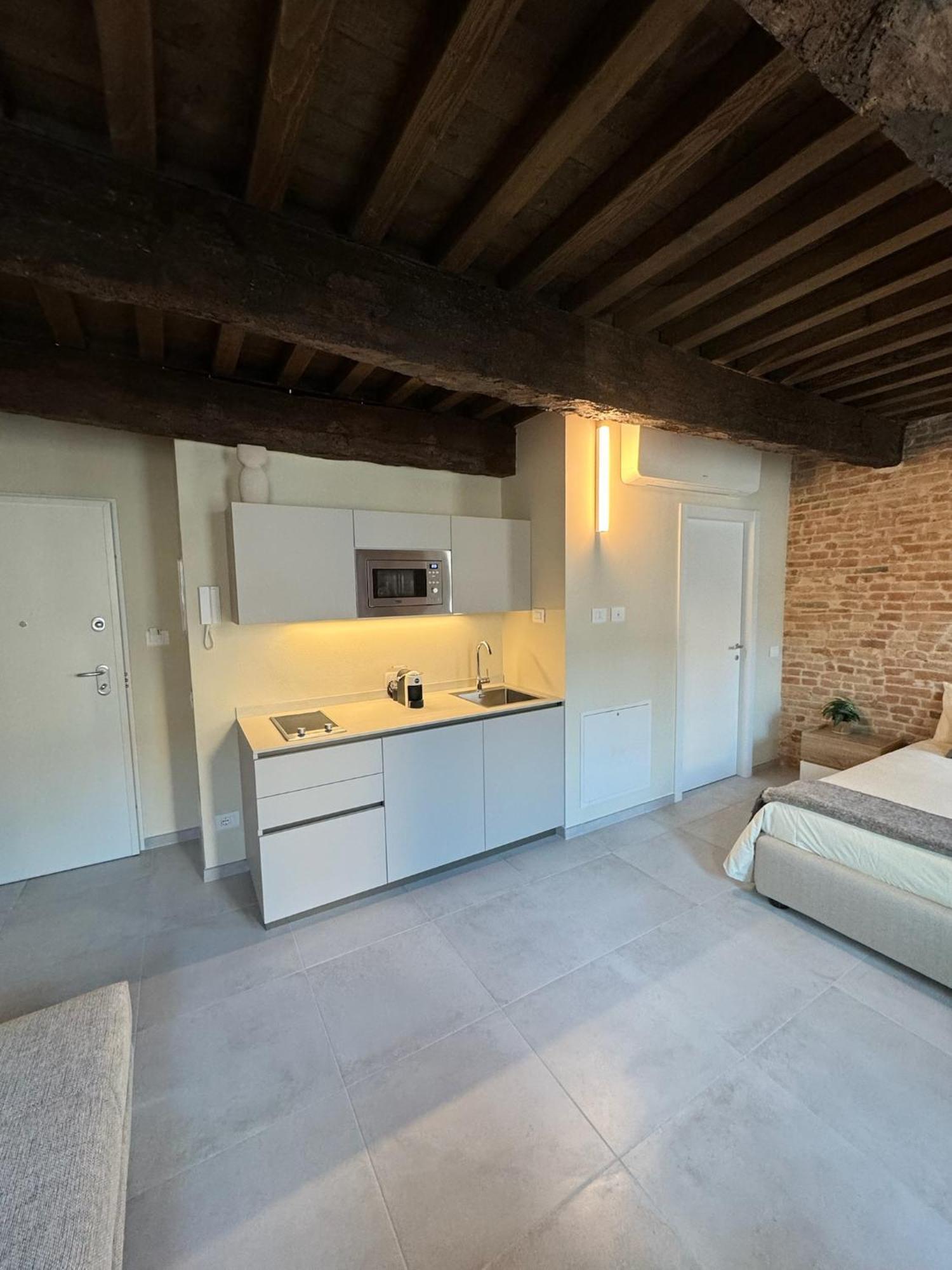 Noua Luxury Studio Apartments Ravenna Bagian luar foto