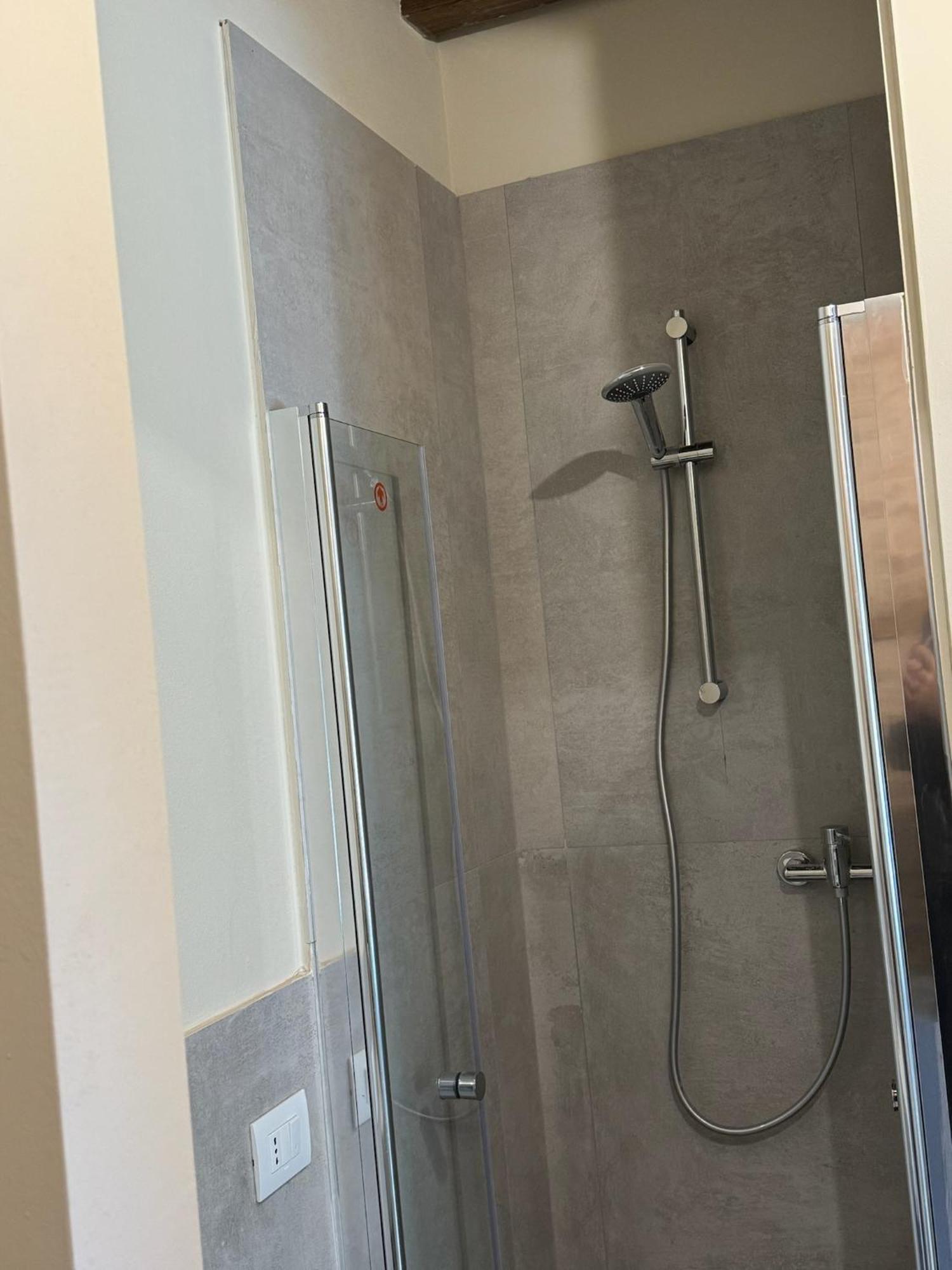Noua Luxury Studio Apartments Ravenna Bagian luar foto