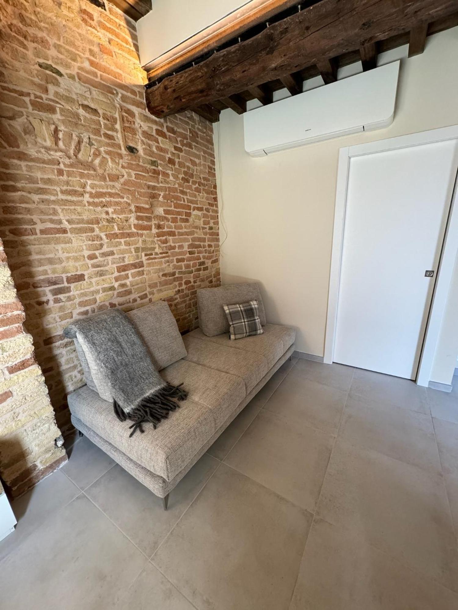 Noua Luxury Studio Apartments Ravenna Bagian luar foto
