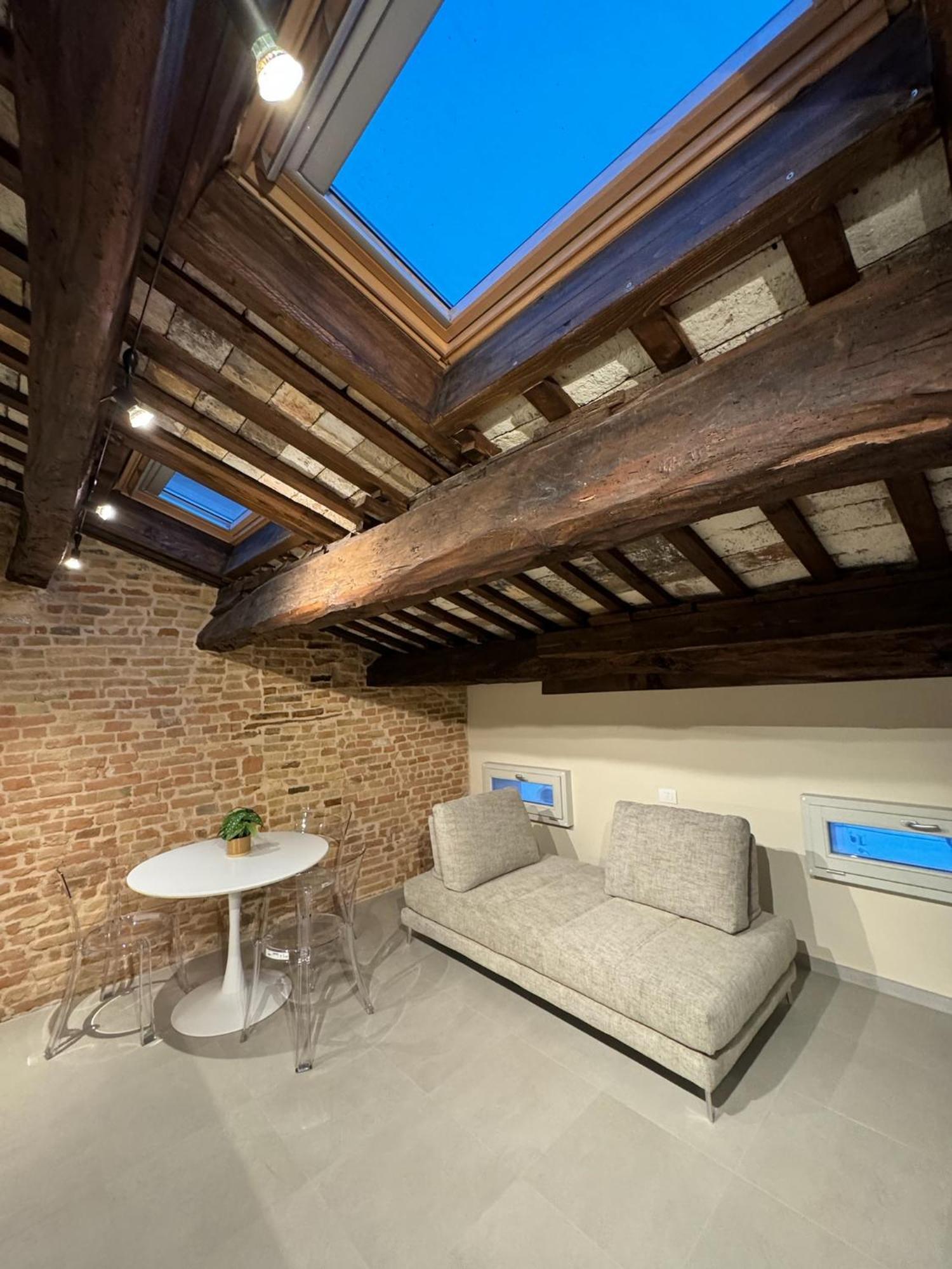 Noua Luxury Studio Apartments Ravenna Bagian luar foto